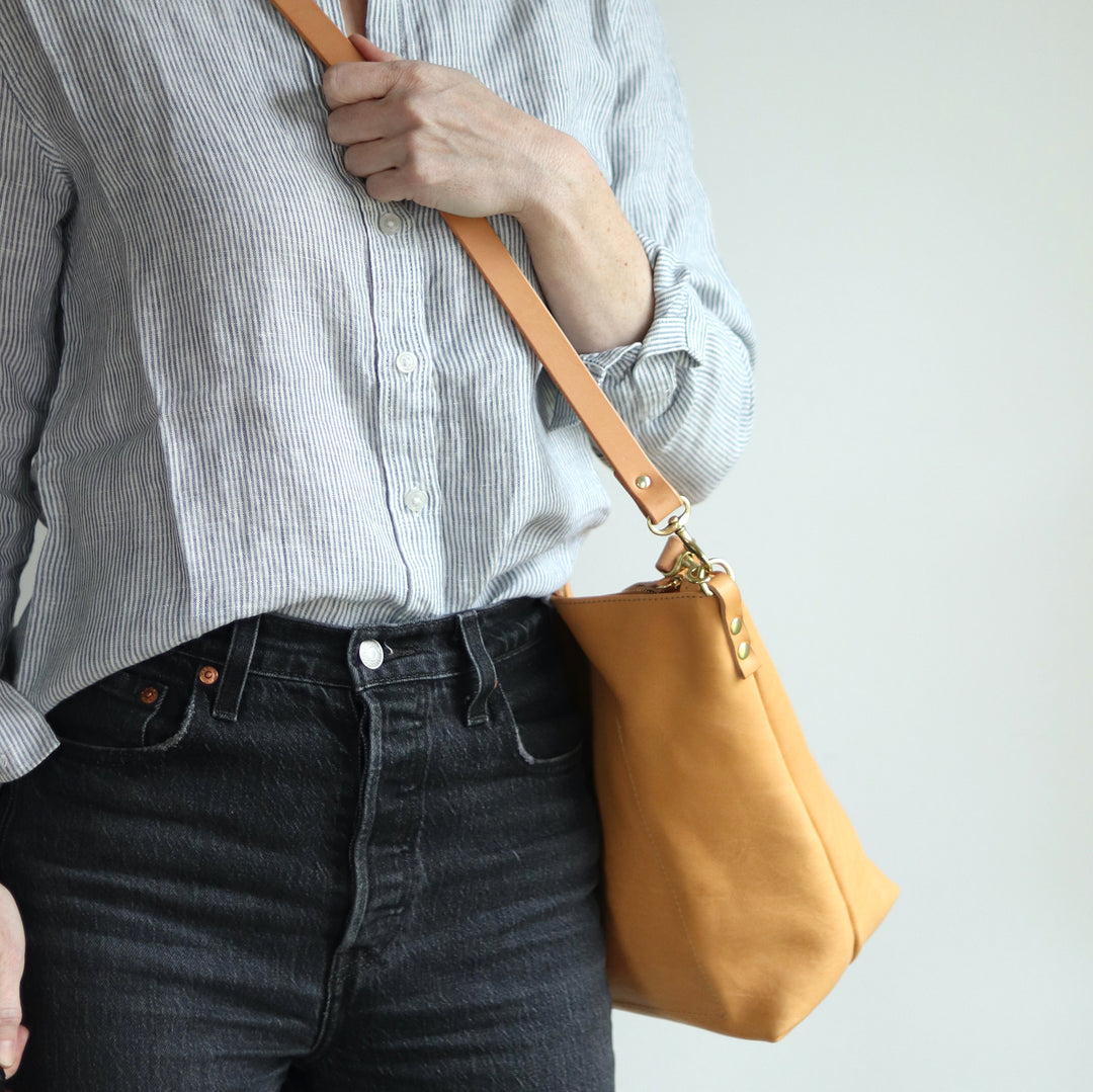 Large Slouchy Hobo Crossbody - Beige – Juliette Rose Designs