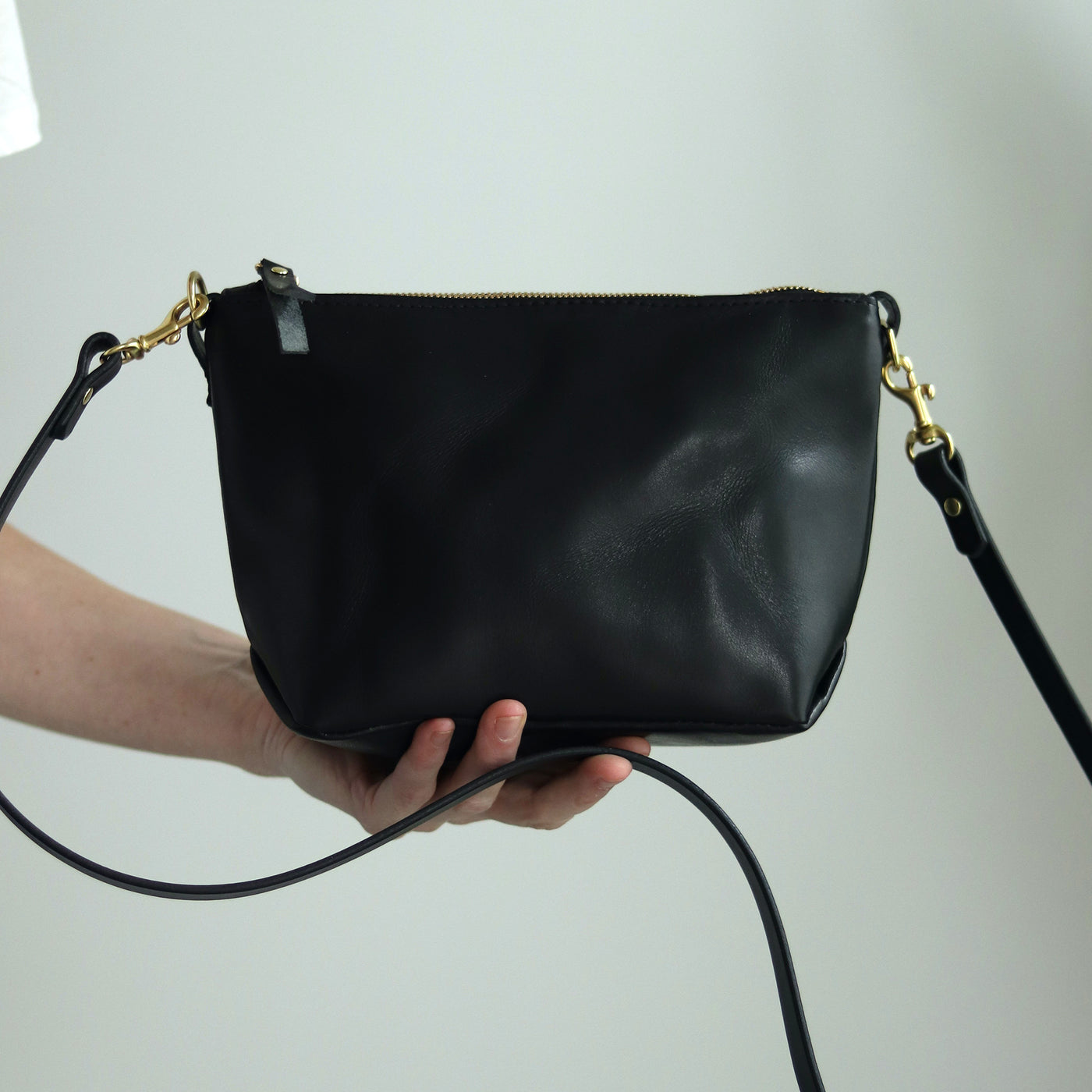 Small Leather Convertible Crossbody Clutch Bag - Luxe Black