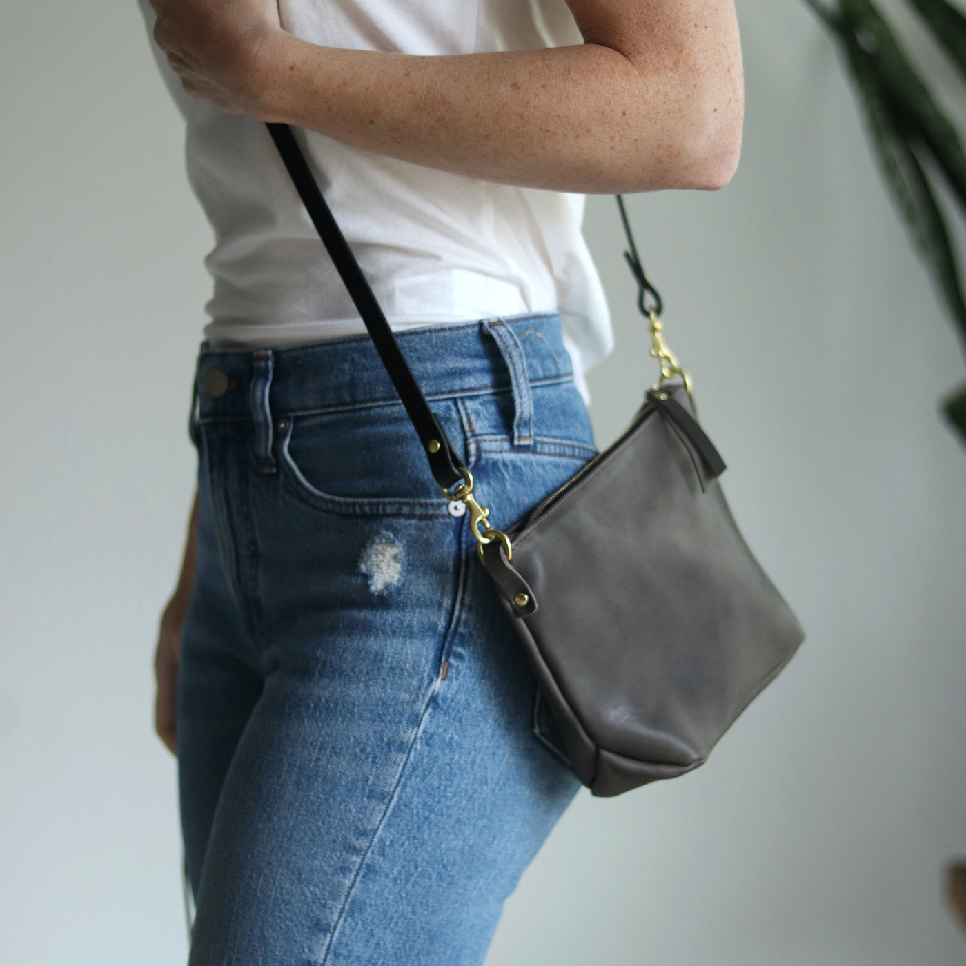 Summer Seconds Sale - Small Leather Convertible Crossbody Clutch Bag - Charcoal Gray No. 1