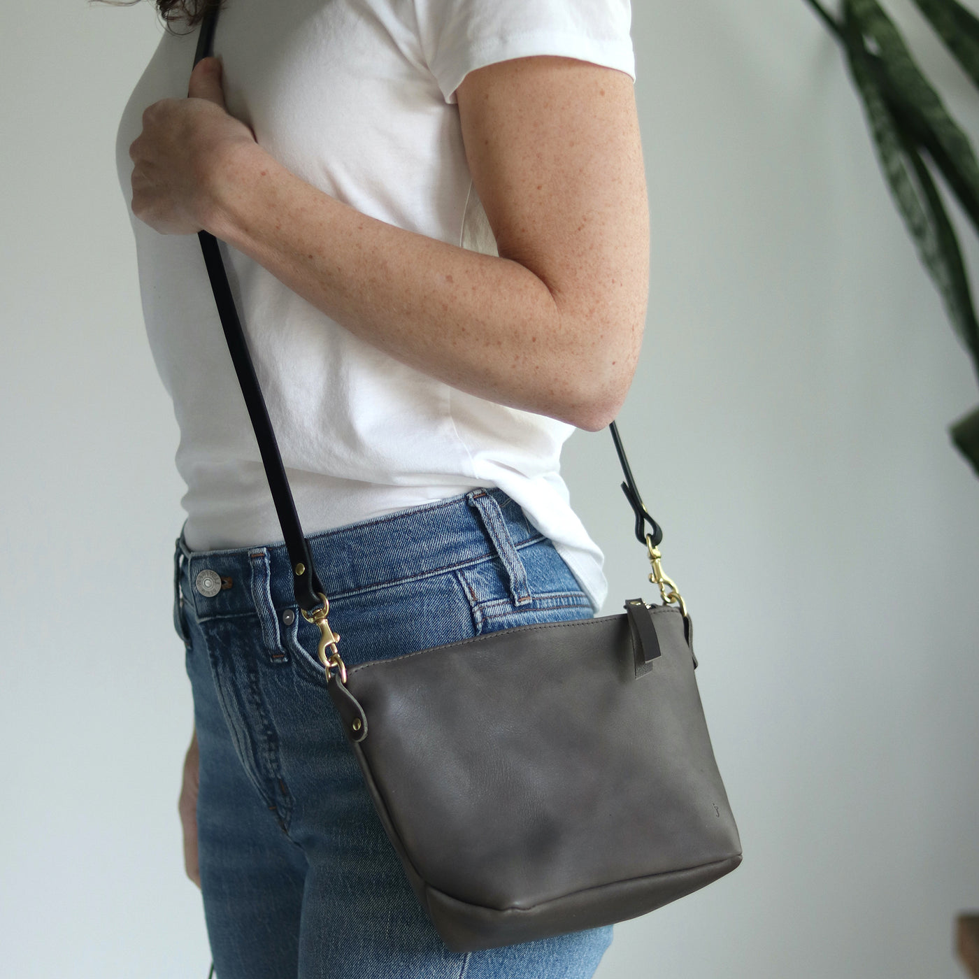 Summer Seconds Sale - Small Leather Convertible Crossbody Clutch Bag - Charcoal Gray No. 4