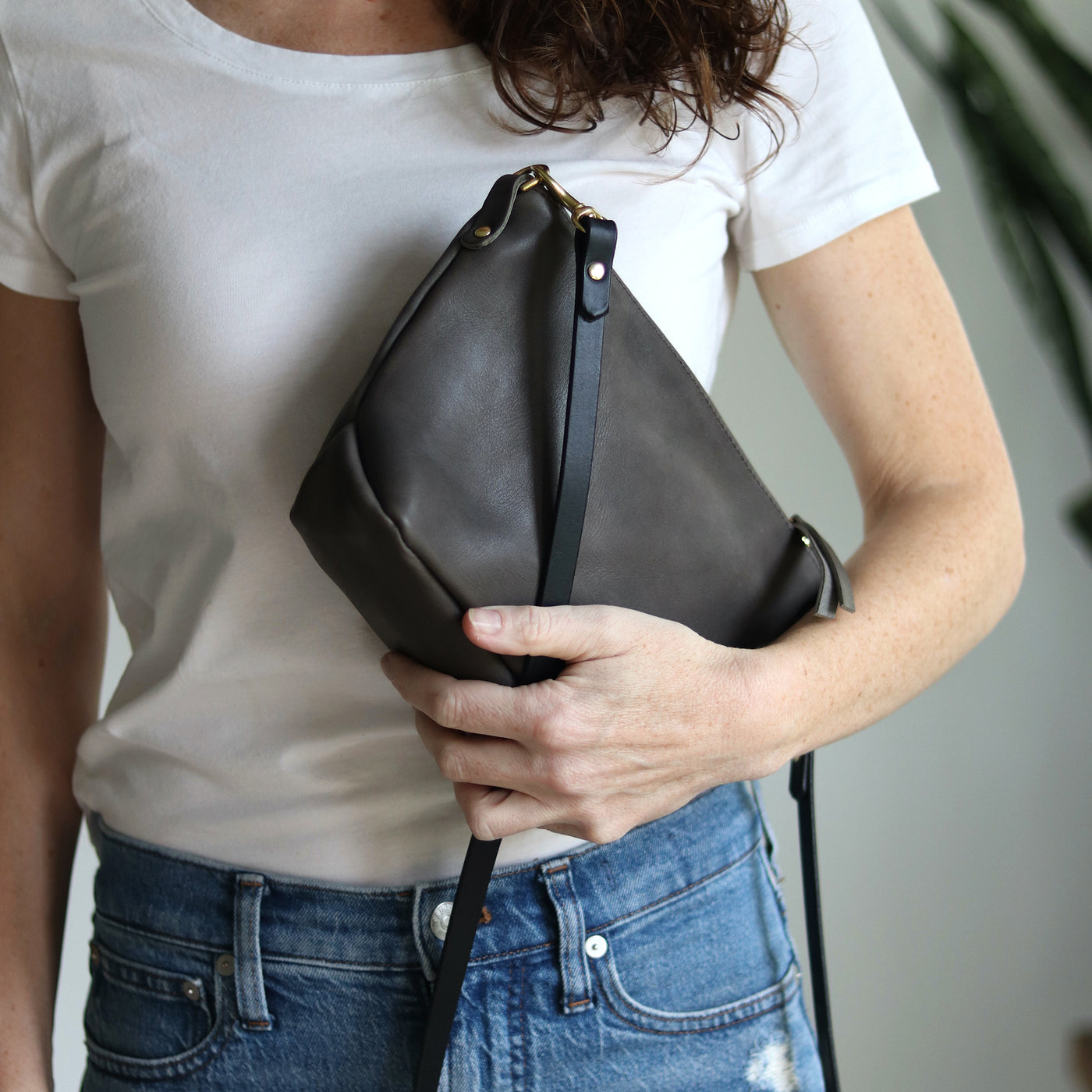 Small Leather Convertible Crossbody Clutch Bag - Charcoal Gray