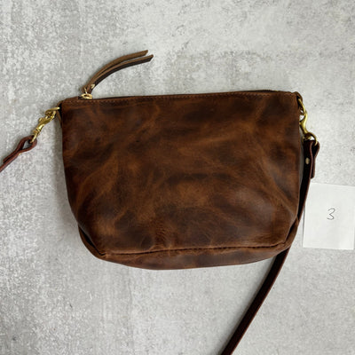 Summer Seconds Sale - Small Leather Convertible Crossbody Clutch Bag - Dark Brown Pull Up No. 3