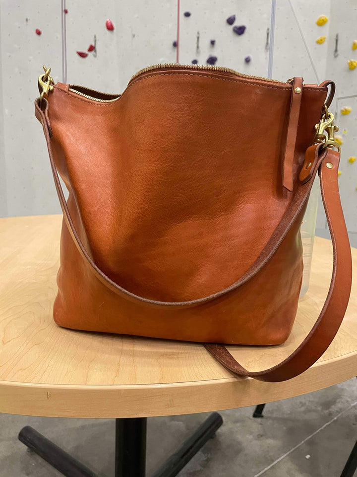 ◆LEE◆ Two-way quilted hobo bag beige 3511145702002-a-opera_normal.jpg