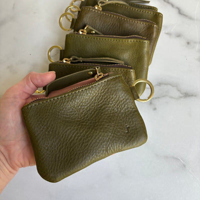 Leather Keyring Coin Purse with Monogram - Olive Green Pebble