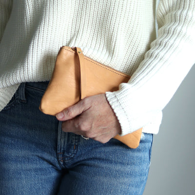 Personalized Leather Zip Clutch - Beige Pebble