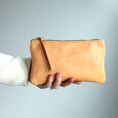 Personalized Leather Zip Clutch - Beige Pebble