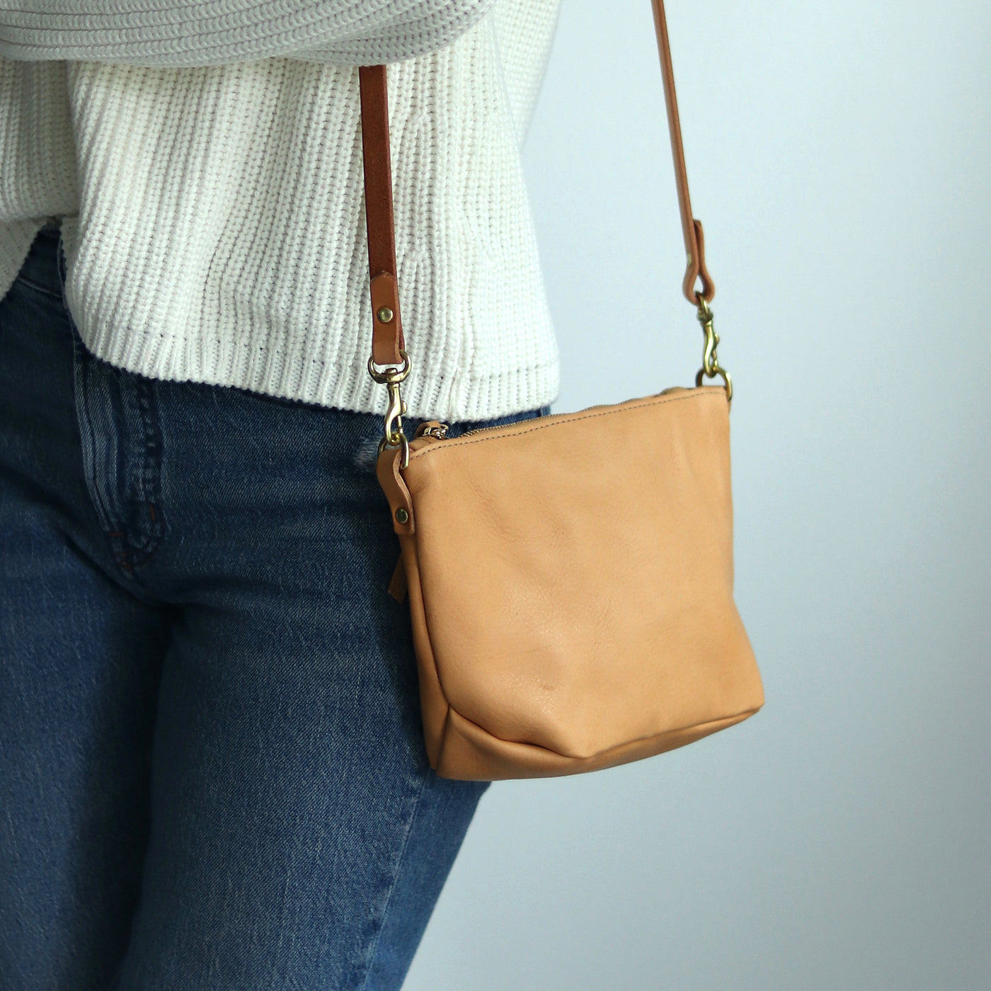 Summer Seconds Sale - Small Leather Convertible Crossbody Clutch Bag - Beige No. 10