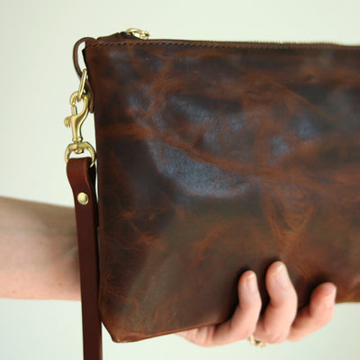 Small Leather Crossbody Clutch Bag - Dark Brown Pull-Up