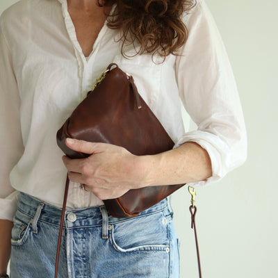 Summer Seconds Sale - Small Leather Convertible Crossbody Clutch Bag - Dark Brown Pull Up No. 3