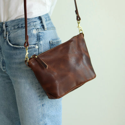 Summer Seconds Sale - Small Leather Convertible Crossbody Clutch Bag - Dark Brown Pull Up No. 2