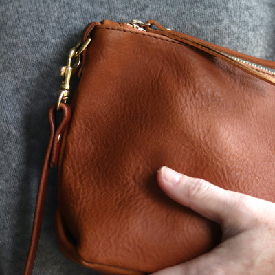 Small Leather Convertible Crossbody Clutch Bag - Brown Pebble