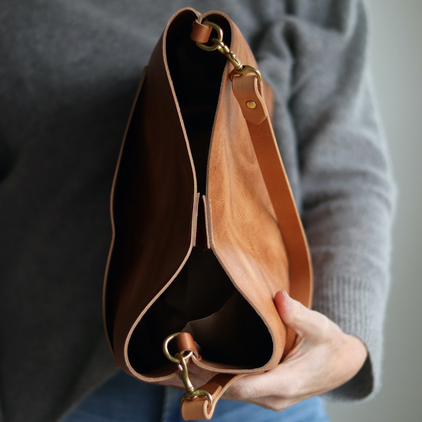 Leather Day Bag - Distressed Brown