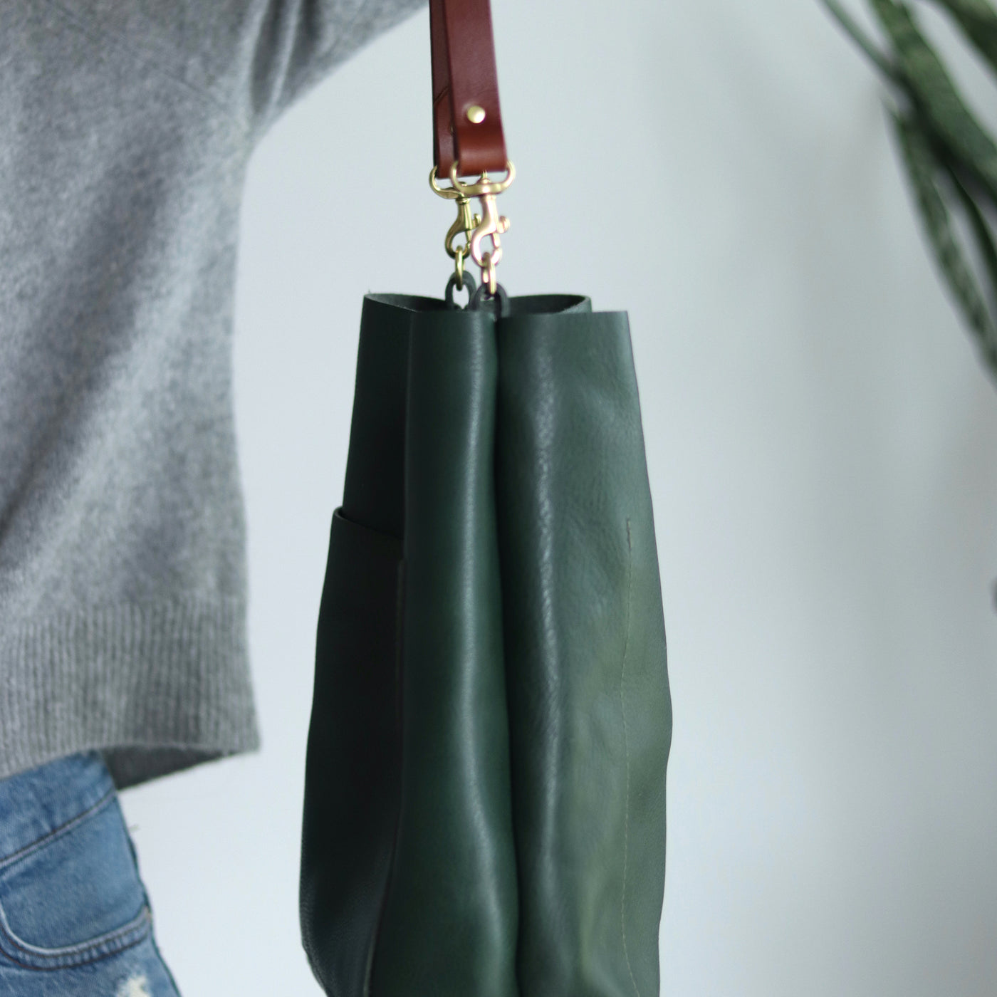 Leather Day Bag - Green Pebble