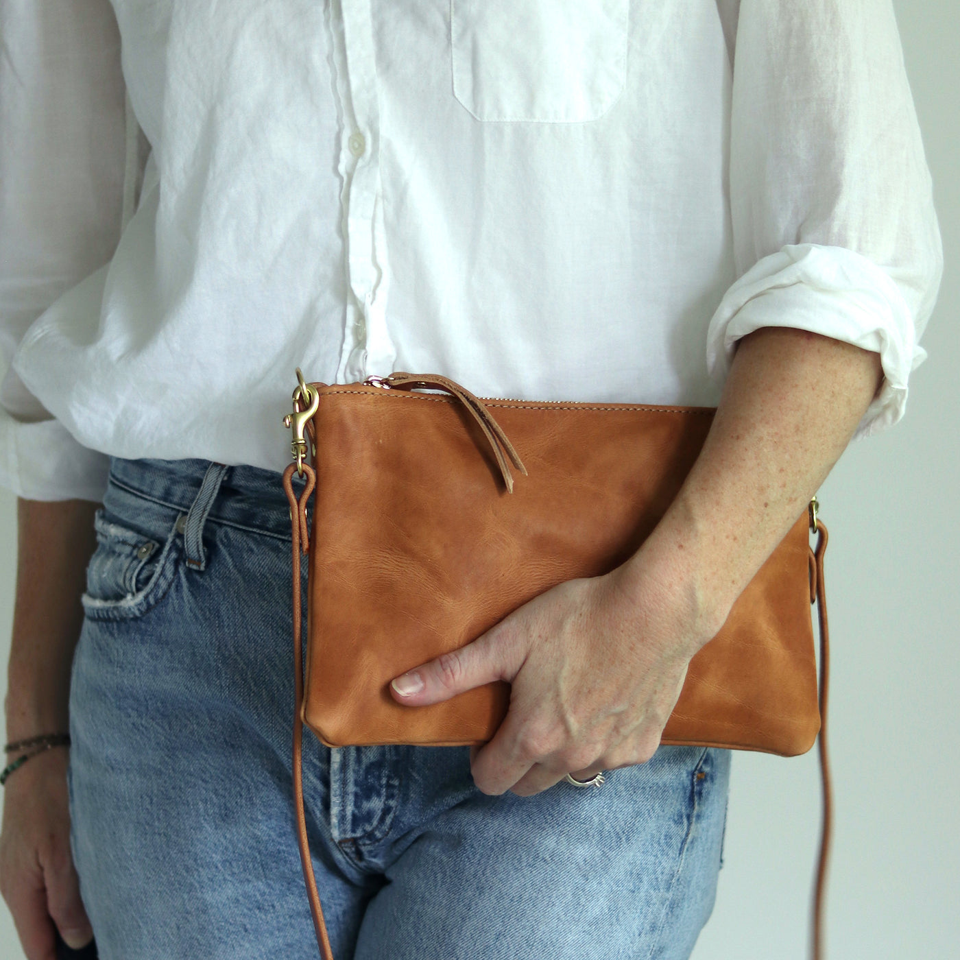 Small Leather Crossbody Clutch Bag - Honey Brown Pull-Up