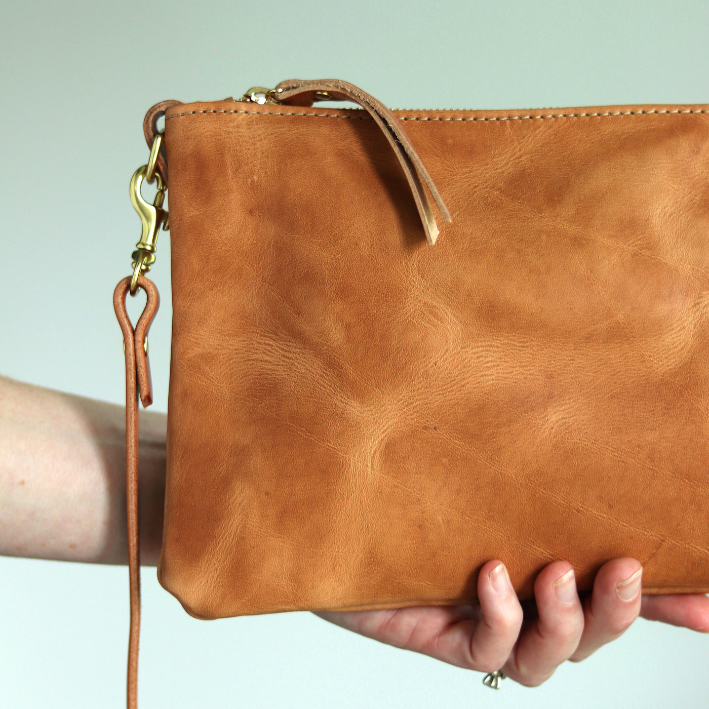 Small Leather Crossbody Clutch Bag - Honey Brown Pull-Up