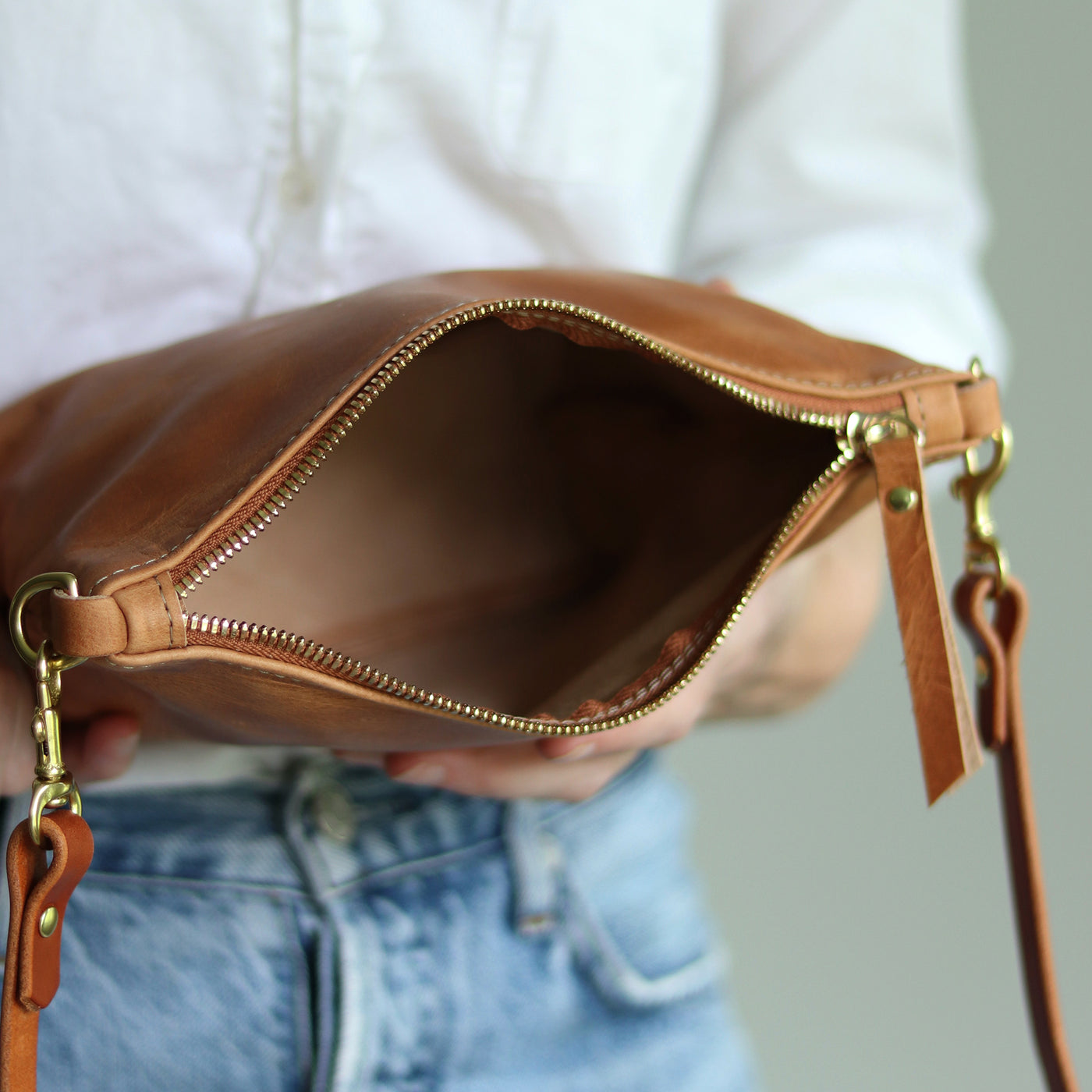 Summer Seconds Sale - Small Leather Convertible Crossbody Clutch Bag - Honey Brown Pull Up No. 1