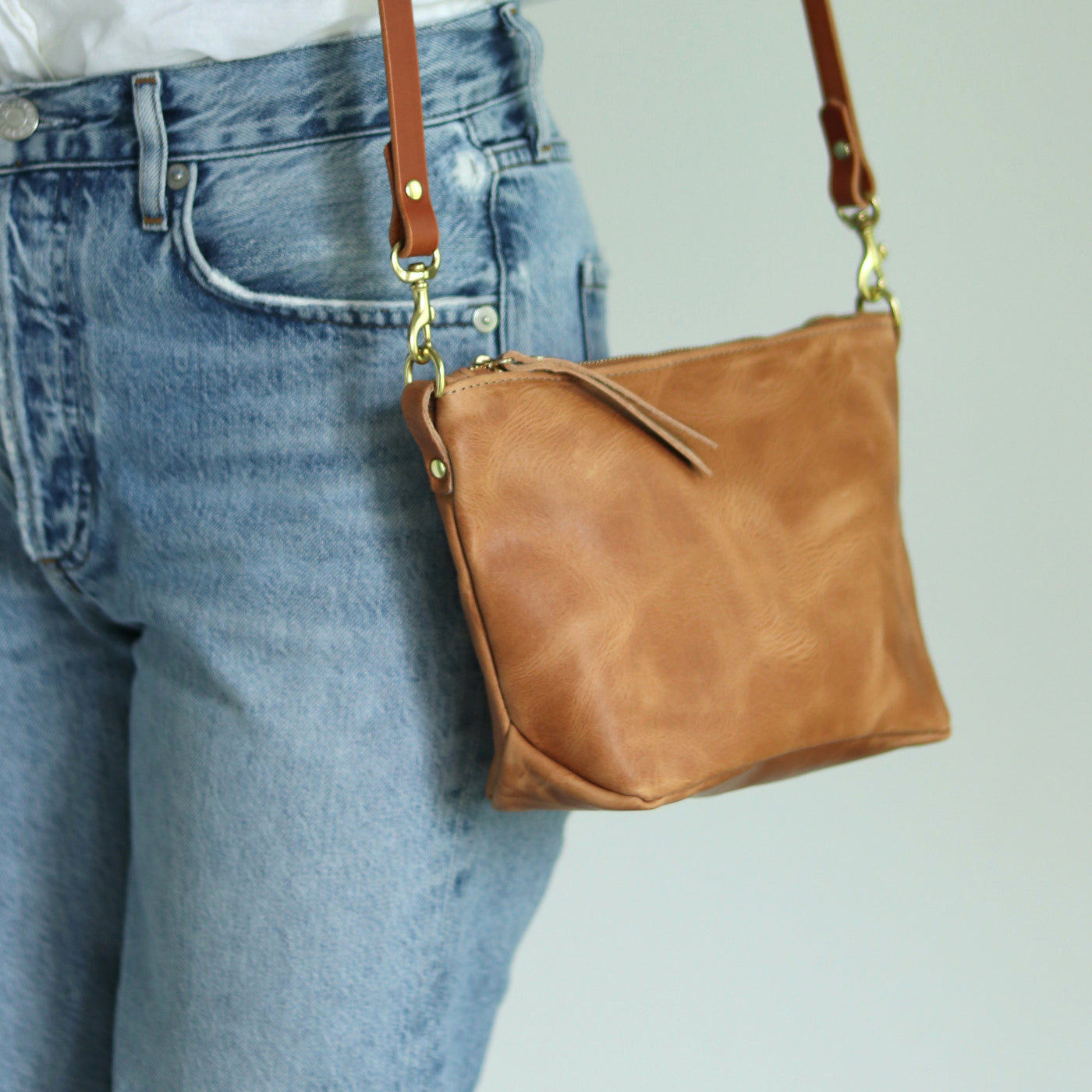 Summer Seconds Sale - Small Leather Convertible Crossbody Clutch Bag - Honey Brown Pull Up No. 2