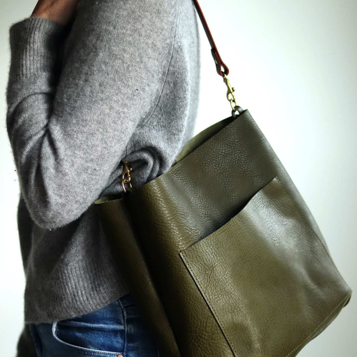 Leather Day Bag - Olive Green Pebble