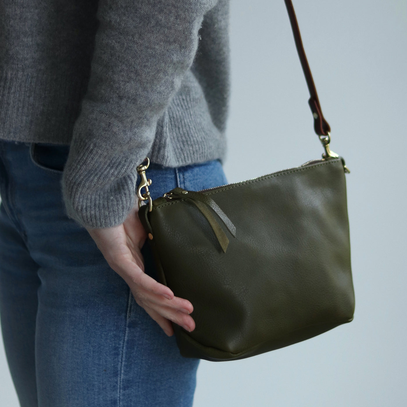 Small Leather Convertible Crossbody Clutch Bag - Olive Green Pebble