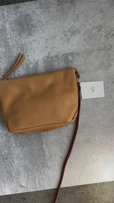 Summer Seconds Sale - Small Leather Convertible Crossbody Clutch Bag - Beige No. 3