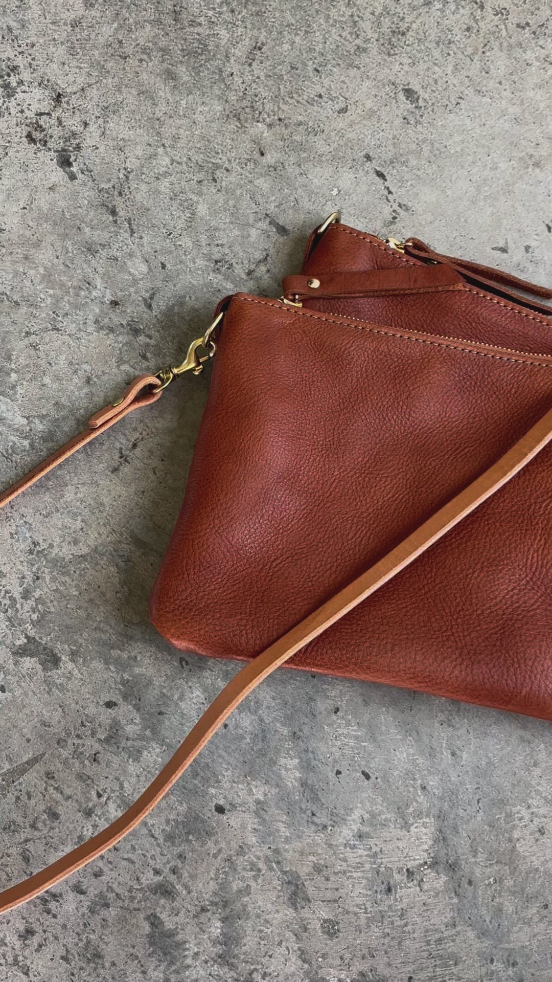 Small Leather Crossbody Clutch Bag - Cognac Pebble