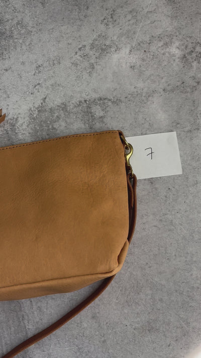 Summer Seconds Sale - Small Leather Convertible Crossbody Clutch Bag - Beige No. 7