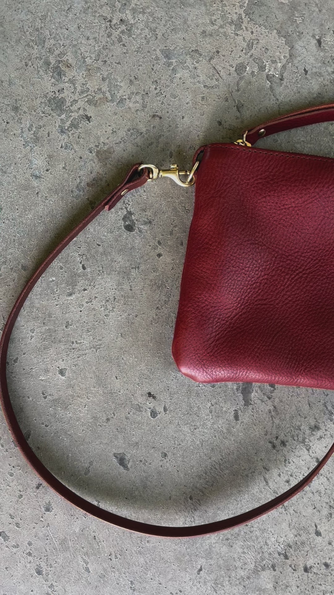 Small Leather Crossbody Clutch Bag - Red Pebble