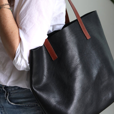 Minimalist Tote - Black Pebble with Brown Straps