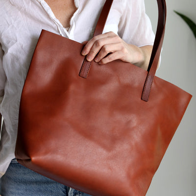 Minimalist Tote - Cognac