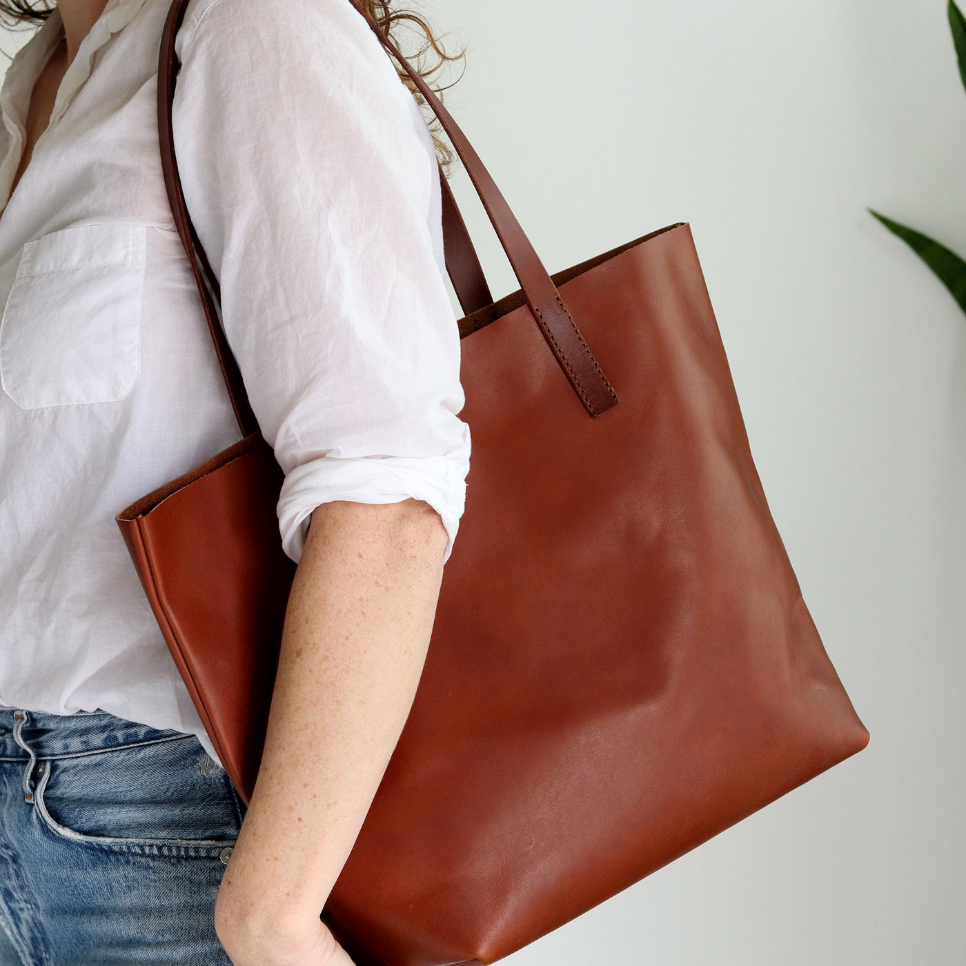 Minimalist Tote - Cognac