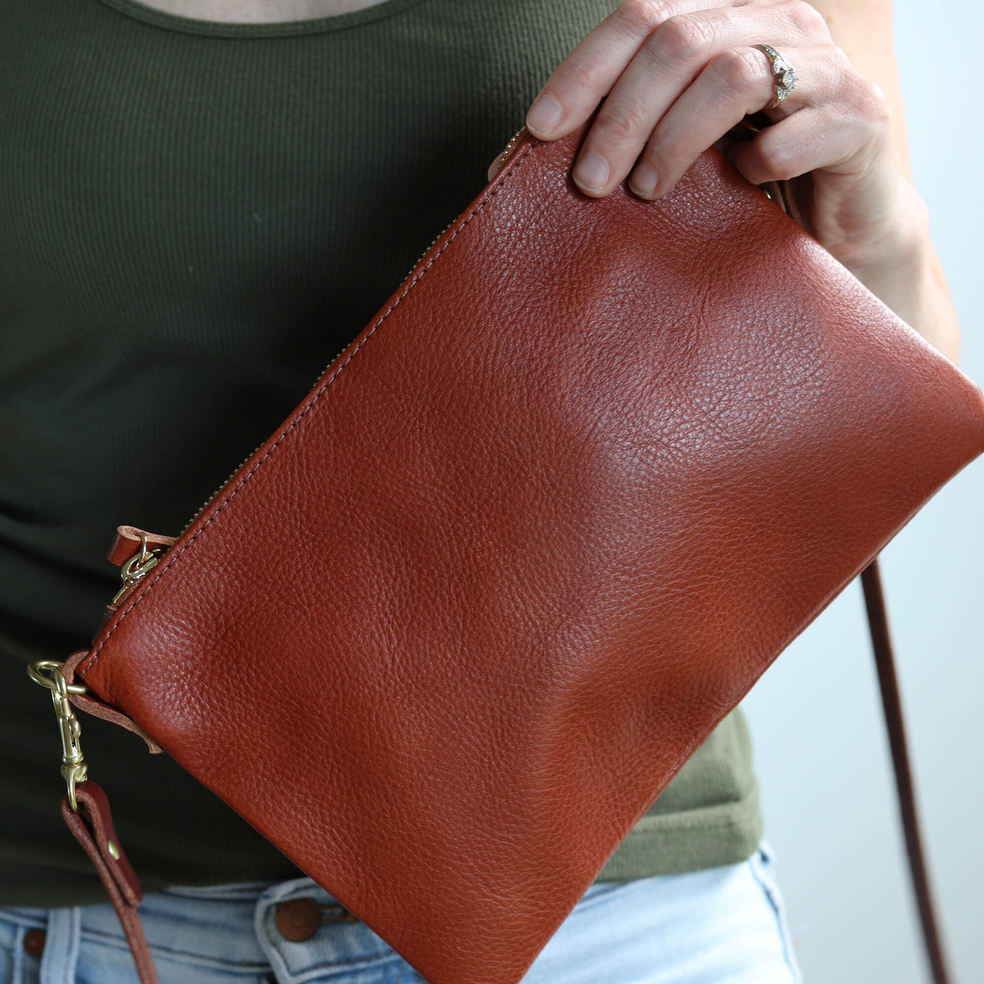 Small Leather Crossbody Clutch Bag - Cognac
