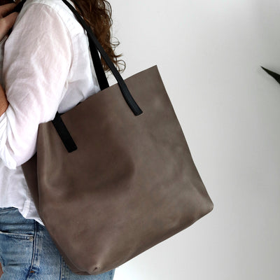 Minimalist Leather Tote - Gray with Black Straps