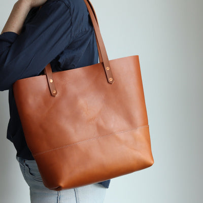 Work Tote in Italian Vegetable Tanned Leather - Tan