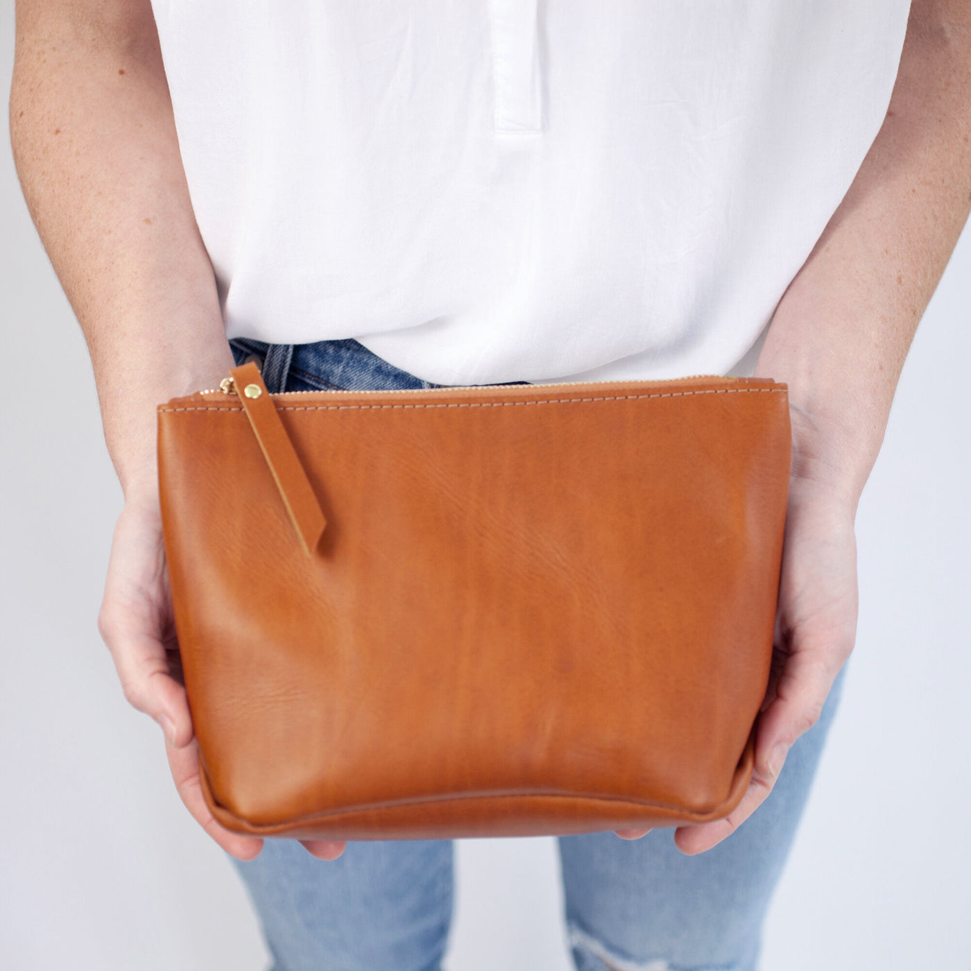 Monogrammed Leather Makeup Bag - Tan