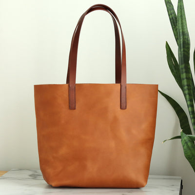 Minimalist Leather Tote - Tan