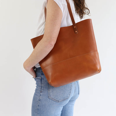 Work Tote in Italian Vegetable Tanned Leather - Tan