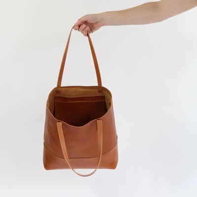Work Tote in Italian Vegetable Tanned Leather - Tan