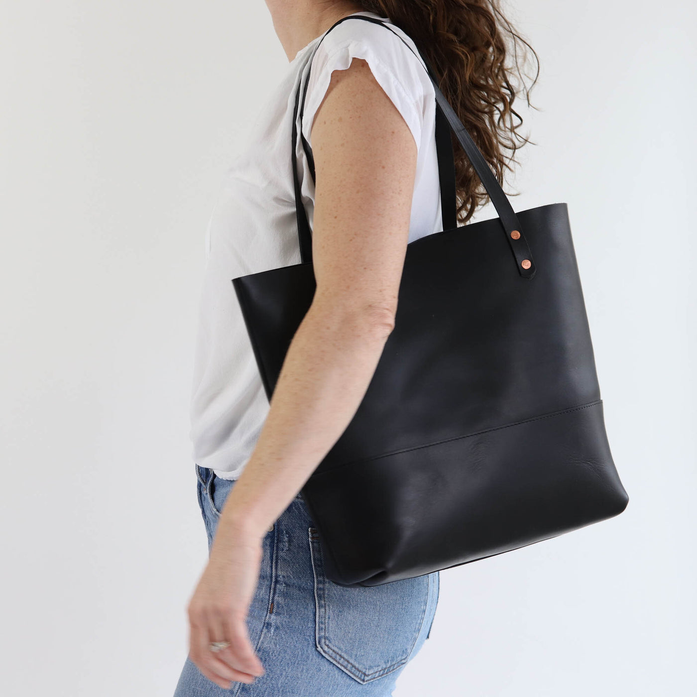 Work Tote in Italian Vegetable Tanned Leather - Black