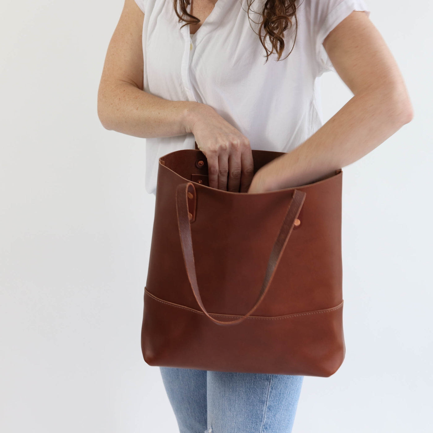 Work Tote in Italian Vegetable Tanned Leather - Brown