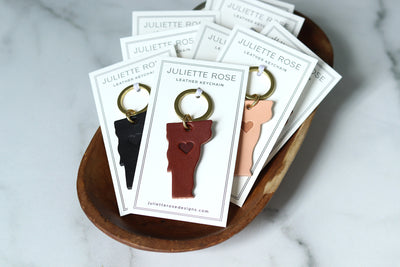 Leather Vermont Keychains, Leather Vermont Souvenir, Vermont Wedding Guest Favor, I love Vermont Keychain