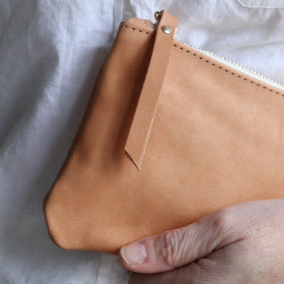 Leather Zip Clutch - Smooth Beige