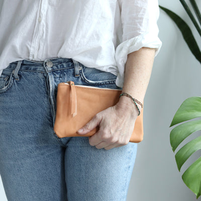 Leather Zip Clutch - Smooth Beige