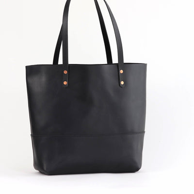 Work Tote in Italian Vegetable Tanned Leather - Black