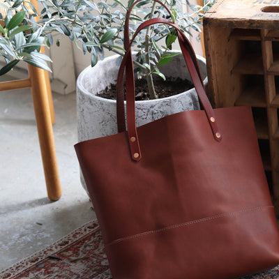 Work Tote in Italian Vegetable Tanned Leather - Brown