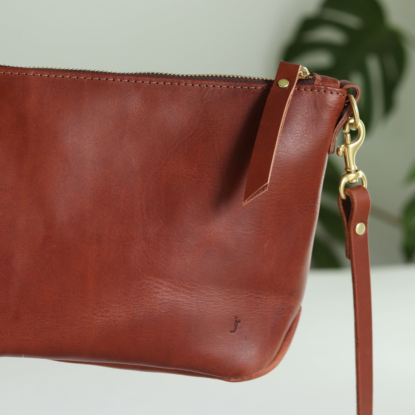 Small Leather Convertible Crossbody Clutch Bag - Brown