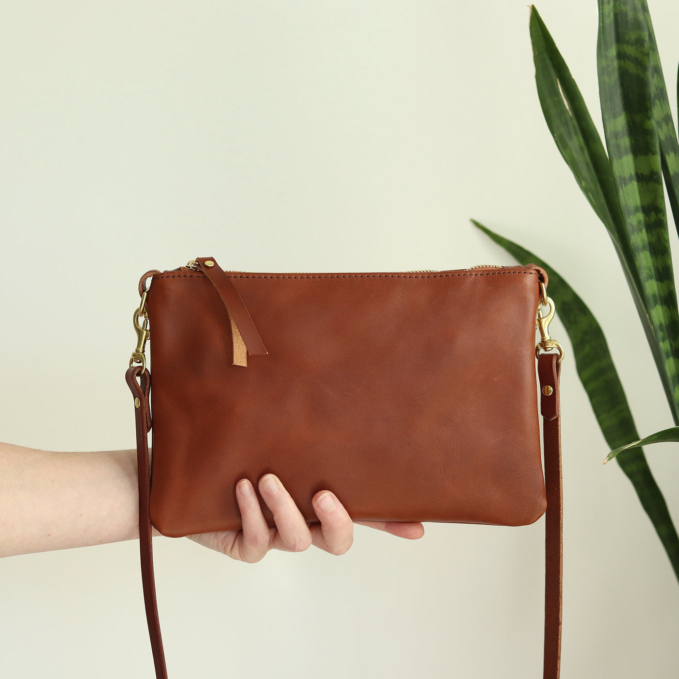 Small Leather Crossbody Clutch Bag - Cognac