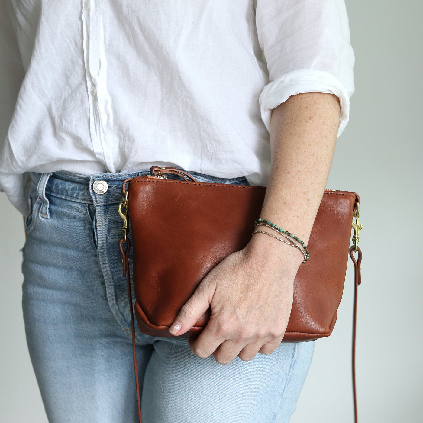 Small Leather Convertible Crossbody Clutch Bag - Cognac