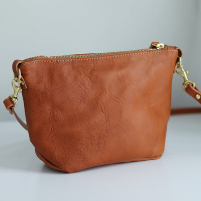 Seconds Sale - Small Leather Convertible Crossbody Clutch Bag - Saddle Brown
